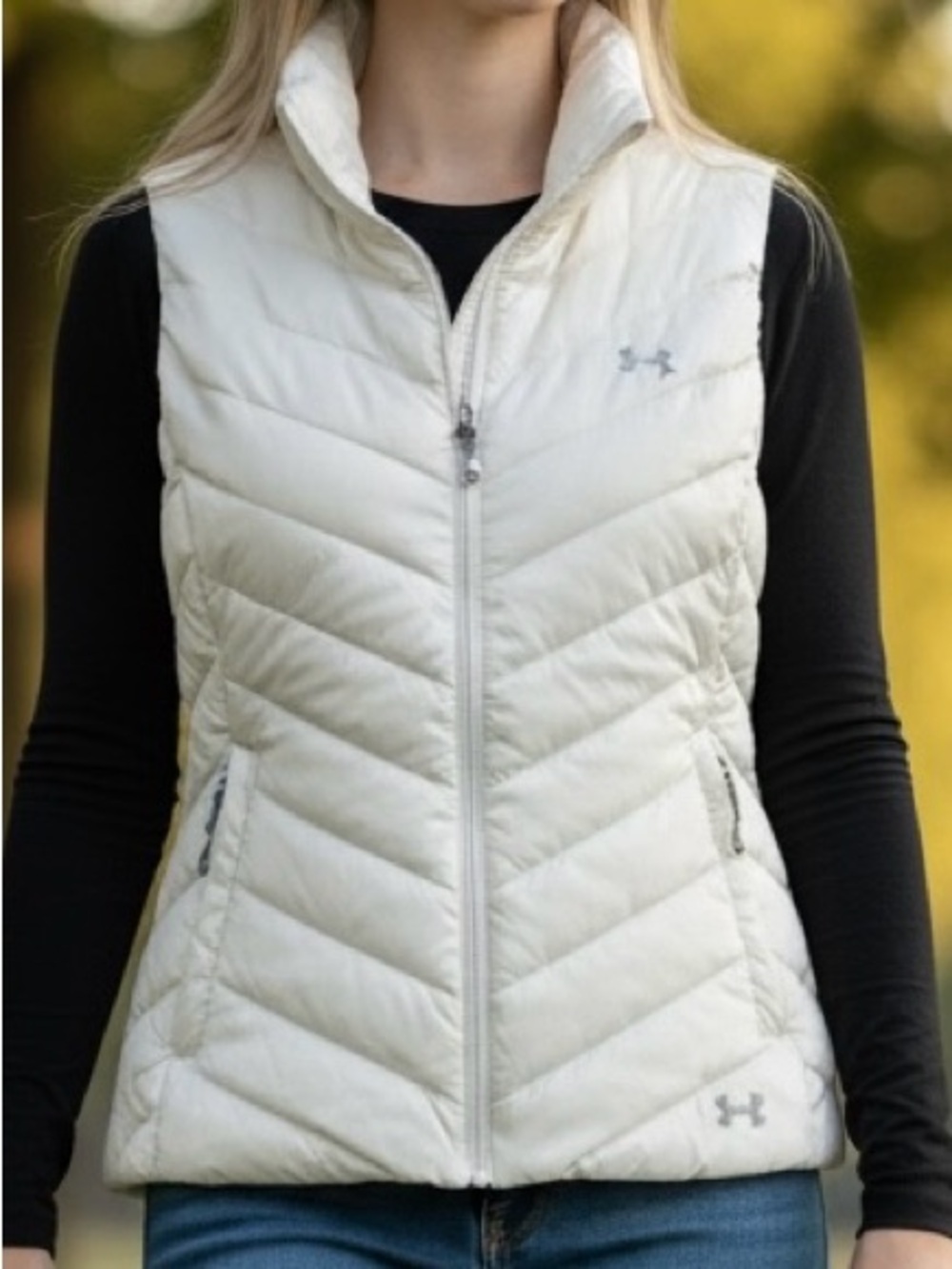 Under Armour White Quilted Infrared Puffer Vest Women’s Medium